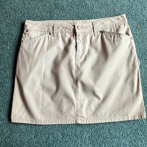 OLD NAVY classic khaki skirt